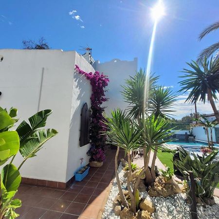 Gatu Premium Villa Lurberri Piscina Privada, 4 Dormitorios, 2 Banos, Parking , Jardines, " Preferente Mayores De 25 Anos Y Familias " In Y Barbacoa Chiclana de la Frontera Exteriör bild