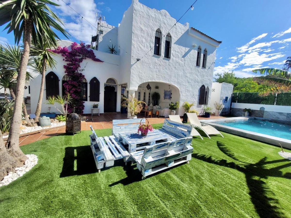 Gatu Premium Villa Lurberri Piscina Privada, 4 Dormitorios, 2 Banos, Parking , Jardines, " Preferente Mayores De 25 Anos Y Familias " In Y Barbacoa Chiclana de la Frontera Exteriör bild